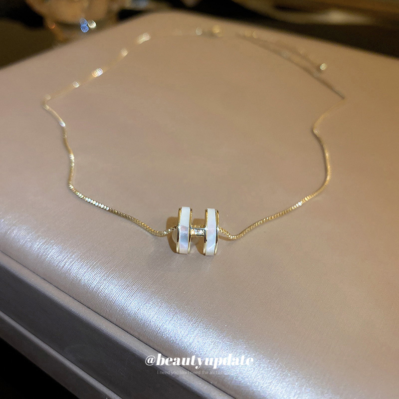 Real Gold electroplated shell zircon letter necklace for women South Korea high-grade light luxury clavicle chain necklace pendant necklace wholesale for women