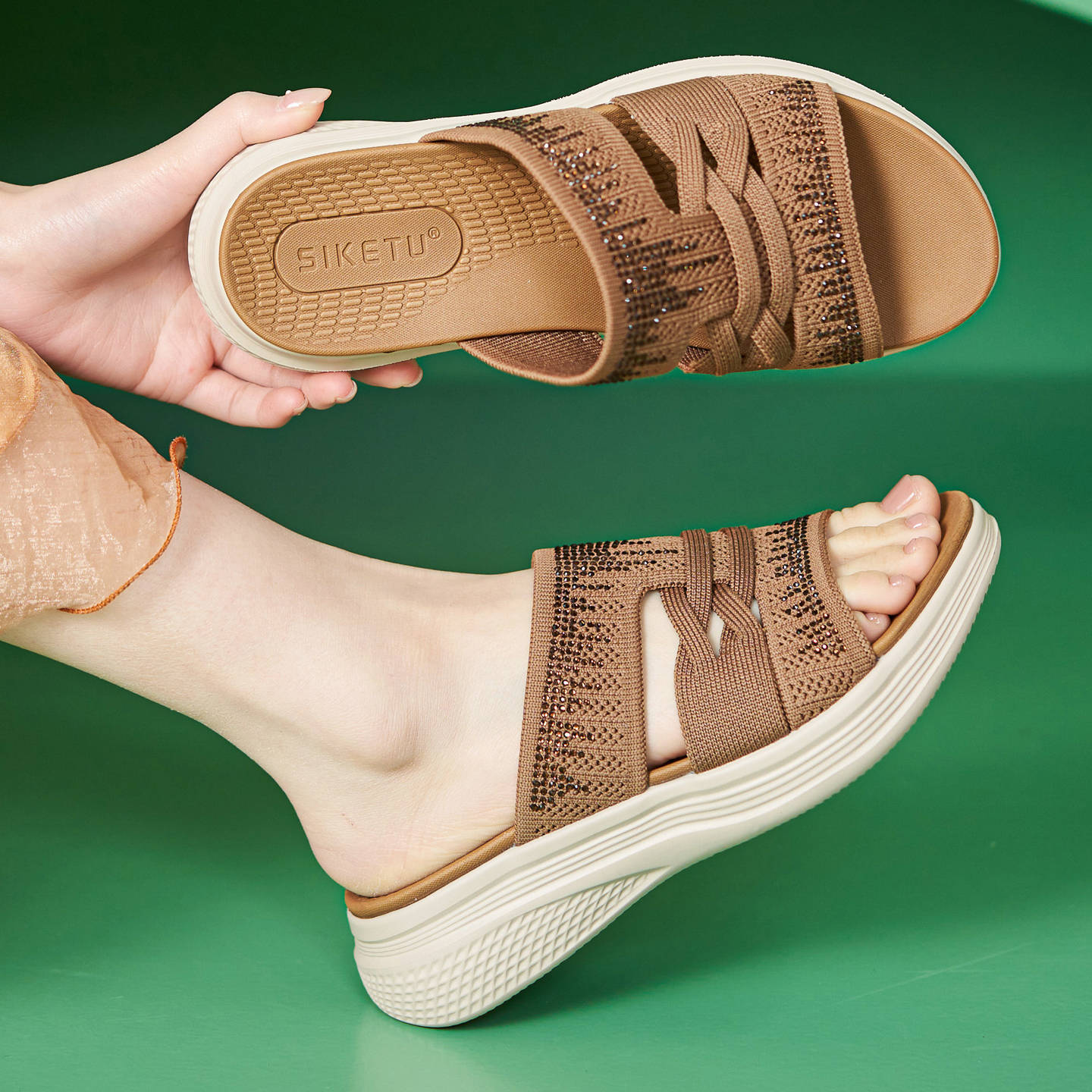H8928-16 Summer New Style 2026 Rhinestone Woven Sandals for Women, Thick-Soled Platform Slippers, Soft-Soled Non-Slip