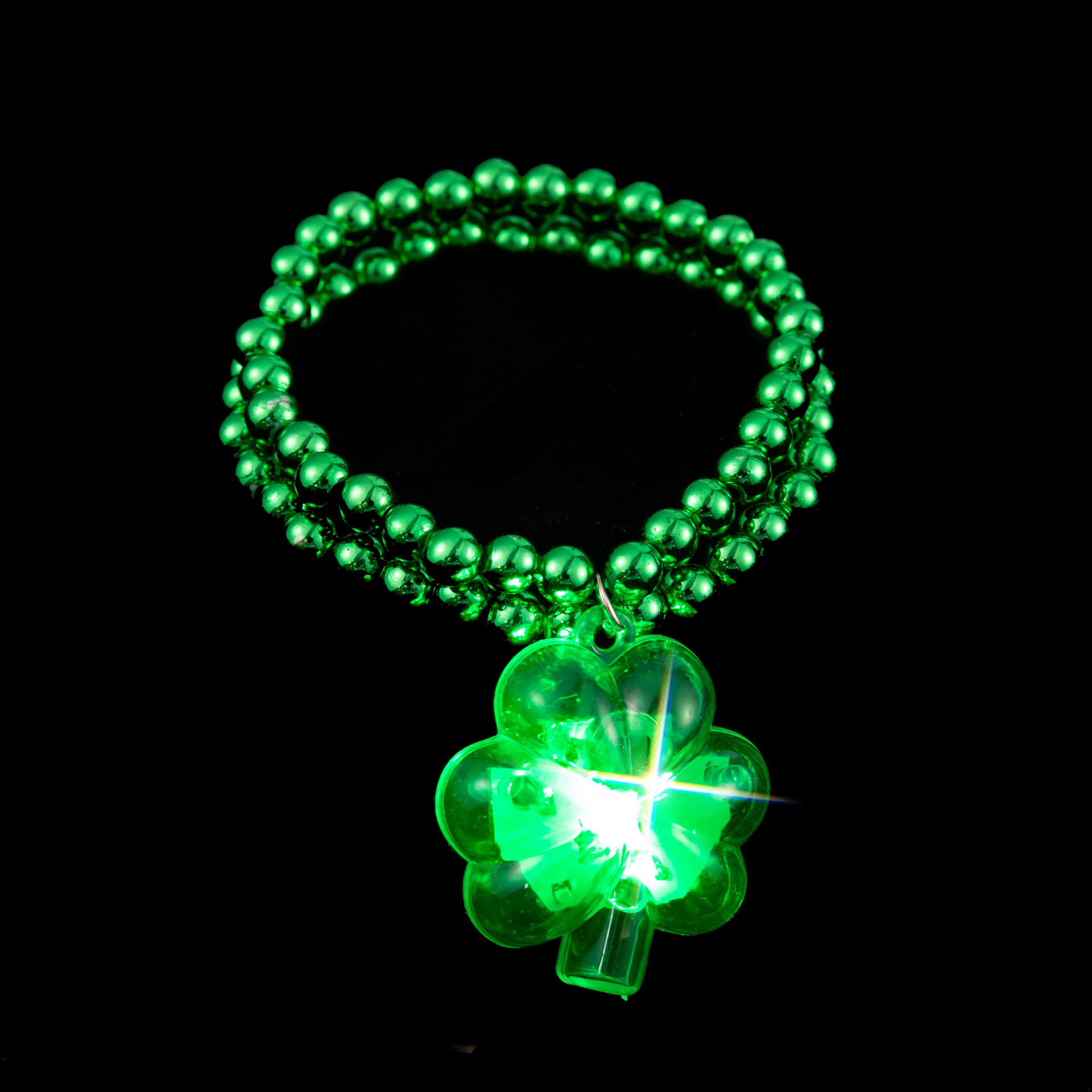 Coolstyle Factory Direct Sales St. Patrick's Day Clover Glowing Bracelet Beads Led Necklace Four-Leaf Clover
