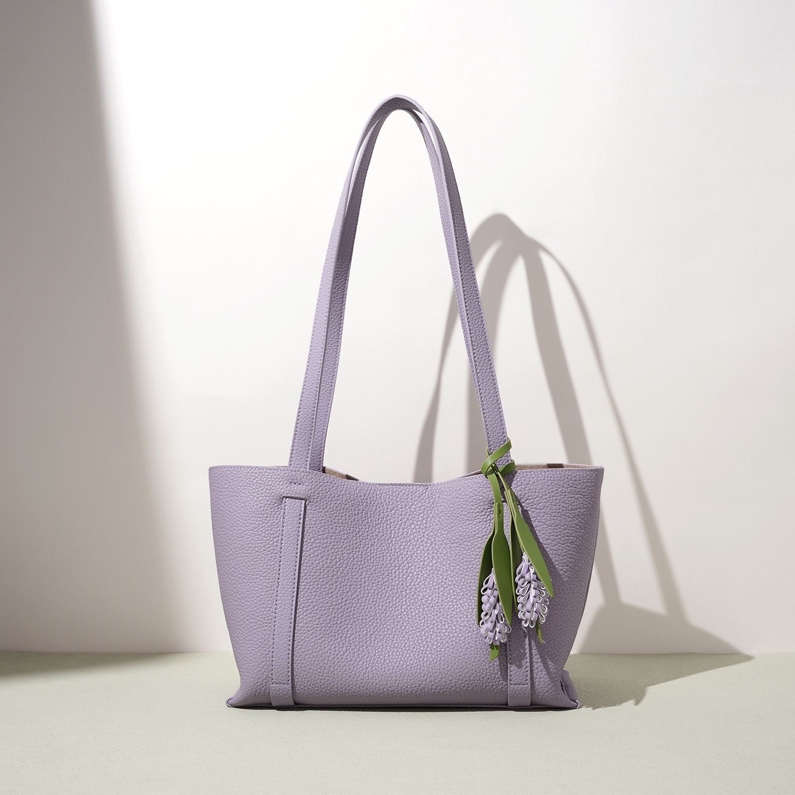 2026 Early Spring Series Hyacinth Genuine Leather Tote Bag Commuting High-End Shoulder Bag Casual Lazy Handbag Women's Bag