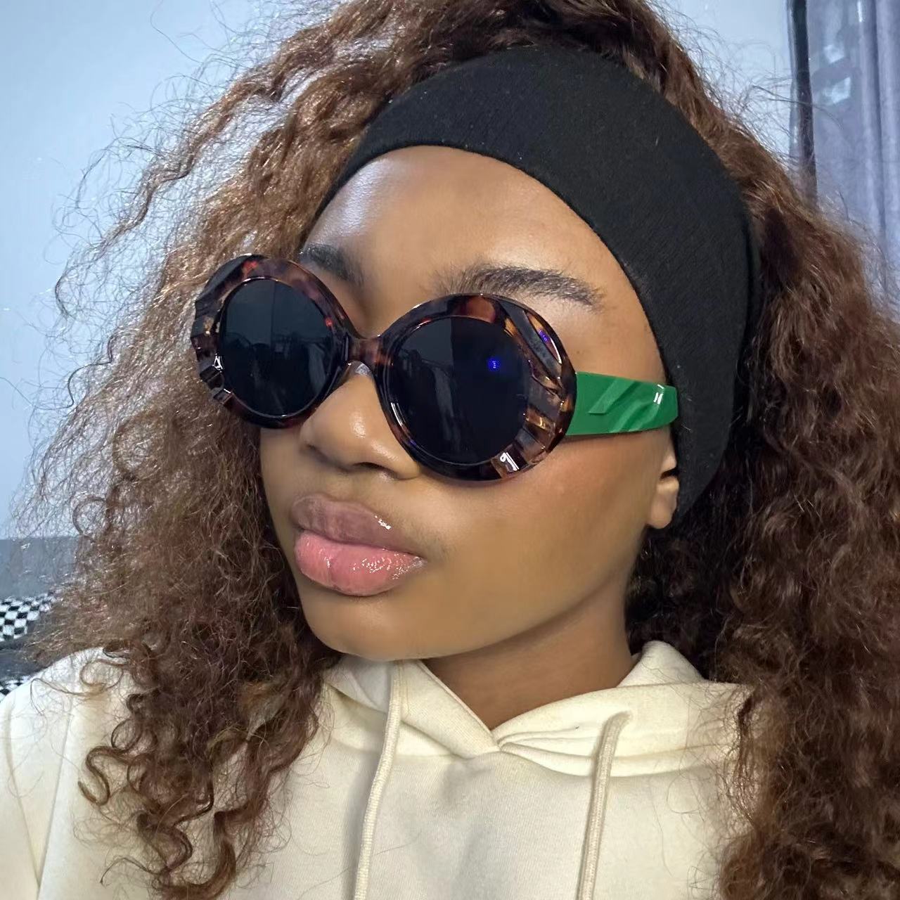 New Fashion Trend Round Sunglasses Ins European and American Personality Pattern Large Frame Outdoor Street Photoshoot All-match Sunglasses