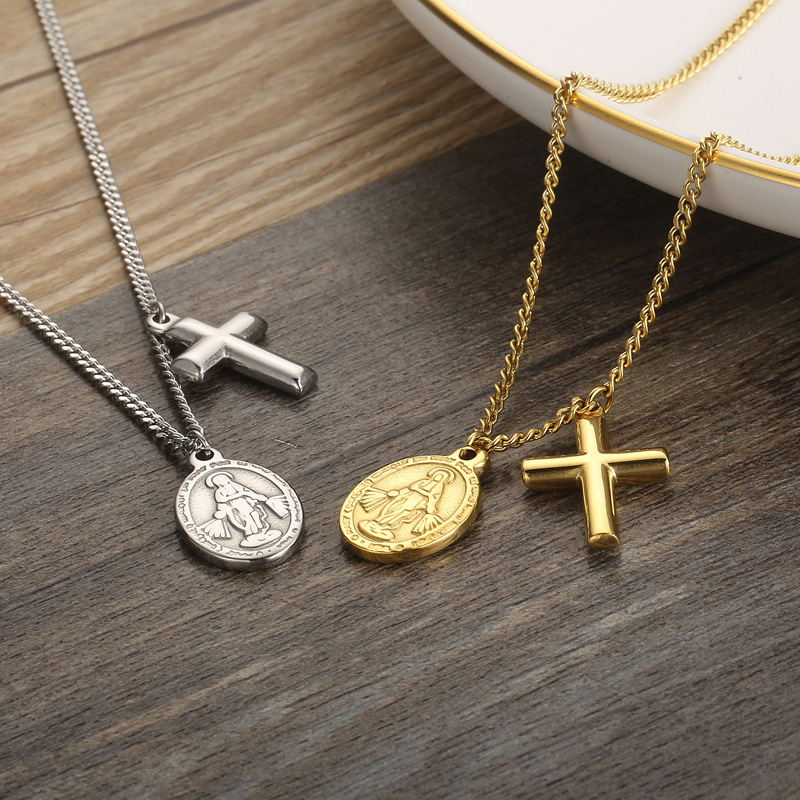 European and American Fashion Titanium Steel Oval Brand Necklace Commemorative Coin Cross Gold-Plated Women's Clavicle Chain Dongguan Jewelry Wholesale
