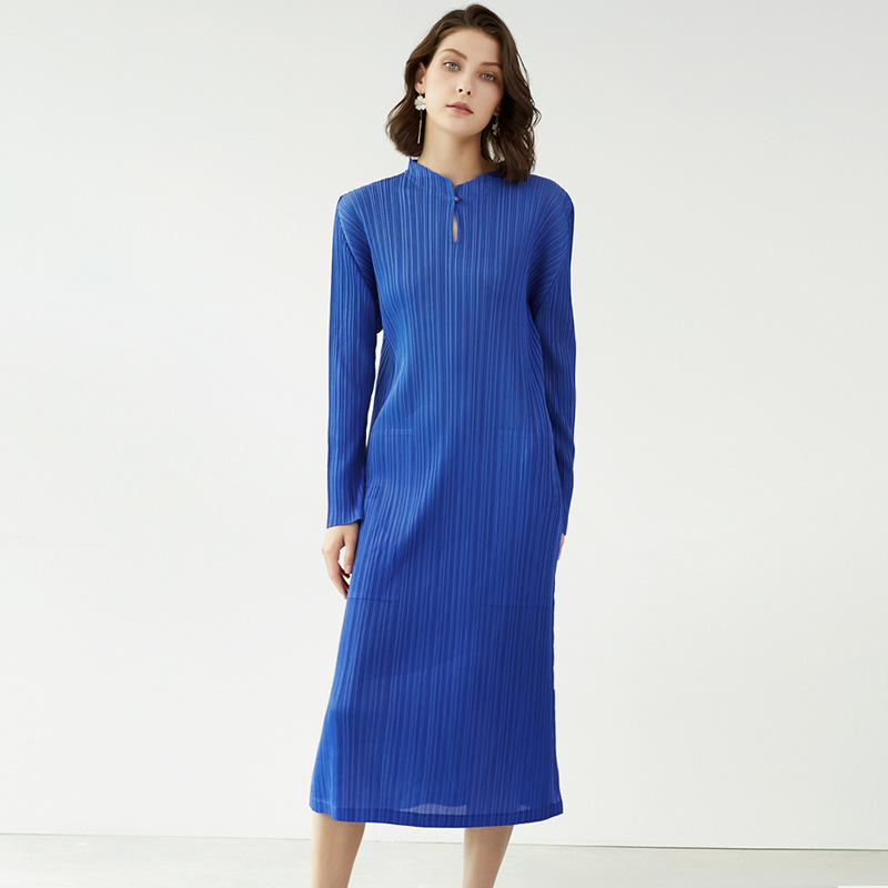 2026 Miyake Slim Fit Mid-Length Qipao Solid Color Stand Collar Pocket Dress for Women Elegant Commuter Long Sleeve