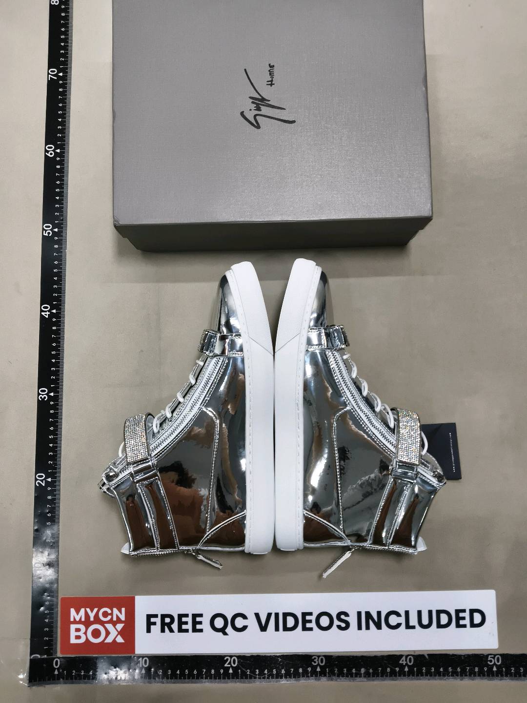 Giuseppe Zanotti Silver Patent Leather High-Top Sneakers — foto QC 3