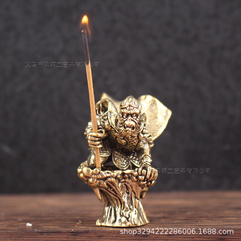Vintage Brass Monkey King Fragrant Insert Living Room Study Ornaments Desktop Desk Tea Table Decorations