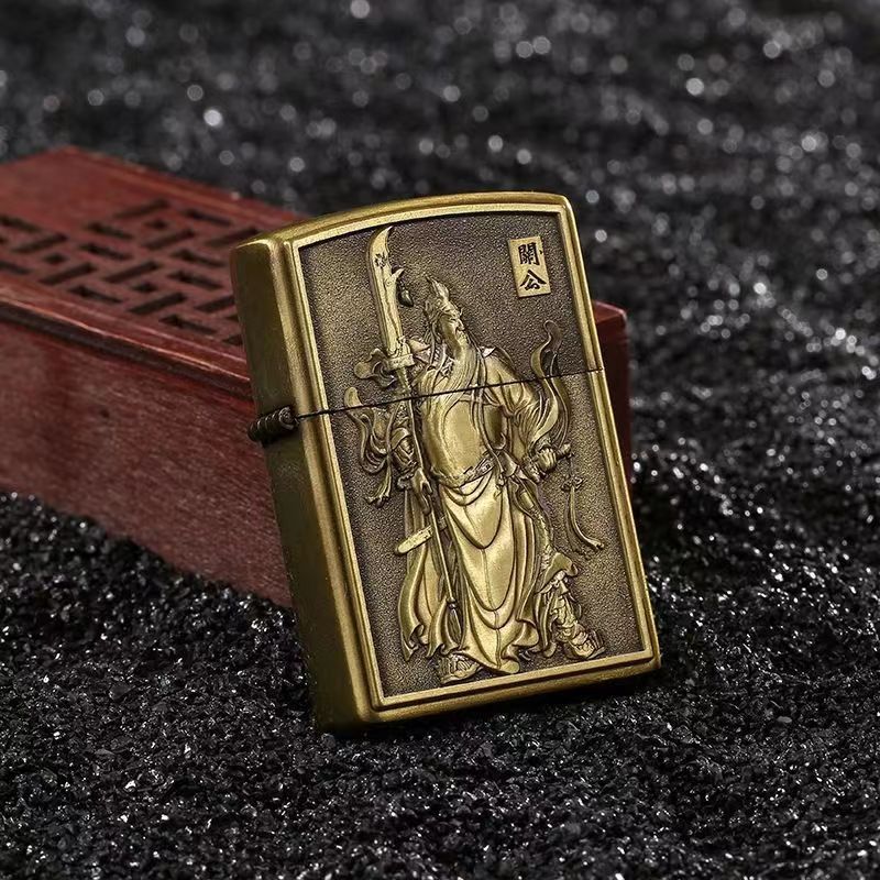 Metal kerosene windproof lighter bronze vintage embossed kerosene lighter manufacturers wholesale creative lighter