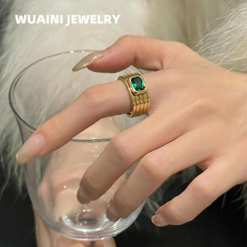 Geometric Emerald Square Zircon Ring Titanium Steel Plated with 18K Gold High-End Feel Stackable Ring for Women with Unique Design