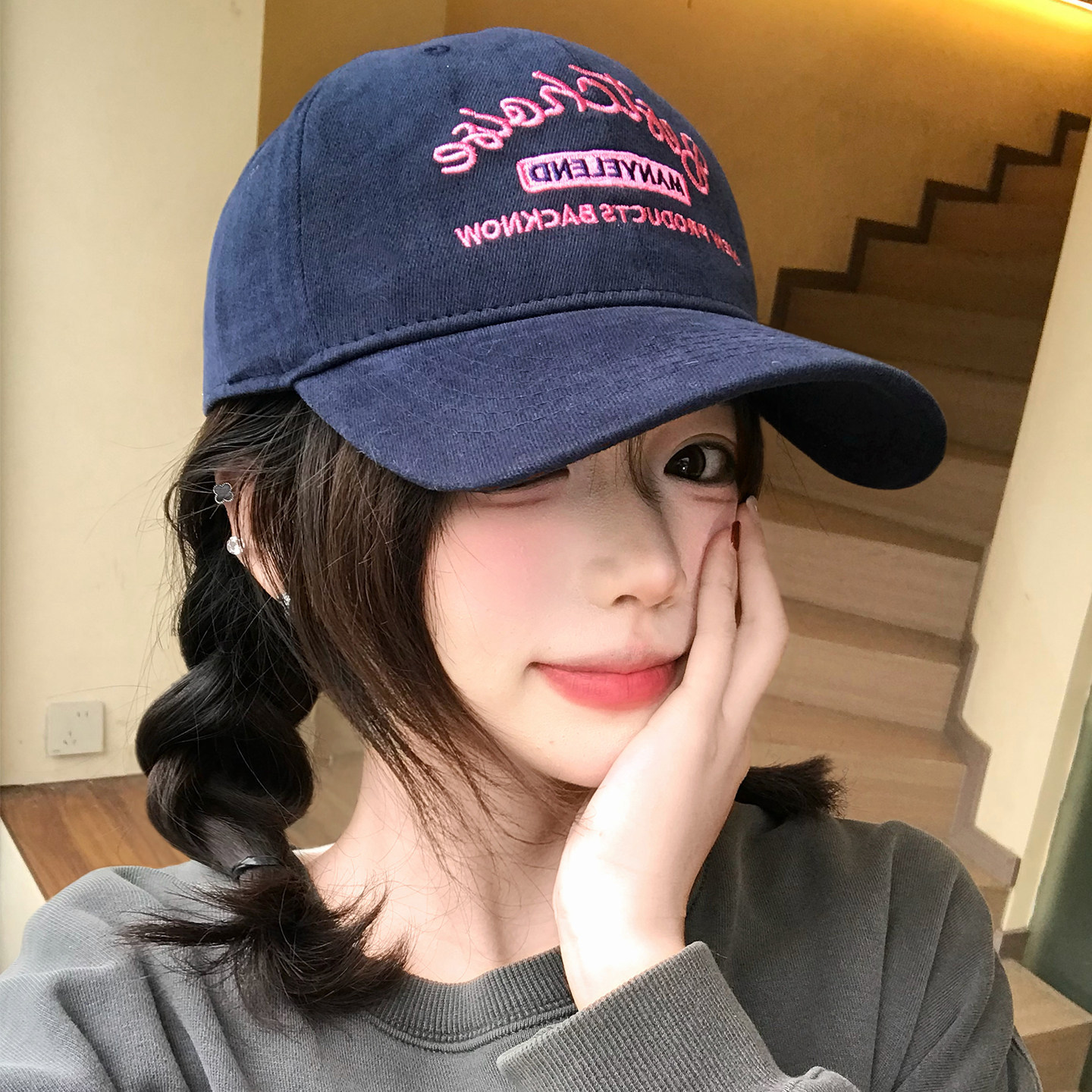 Dark Blue Letter Embroidery Wide-Brimmed Baseball Cap for Women with Large Head Circumference, Suitable for Big Faces, Makes the Face Appear Smaller, Enlarged and Deepened Duckbill Cap