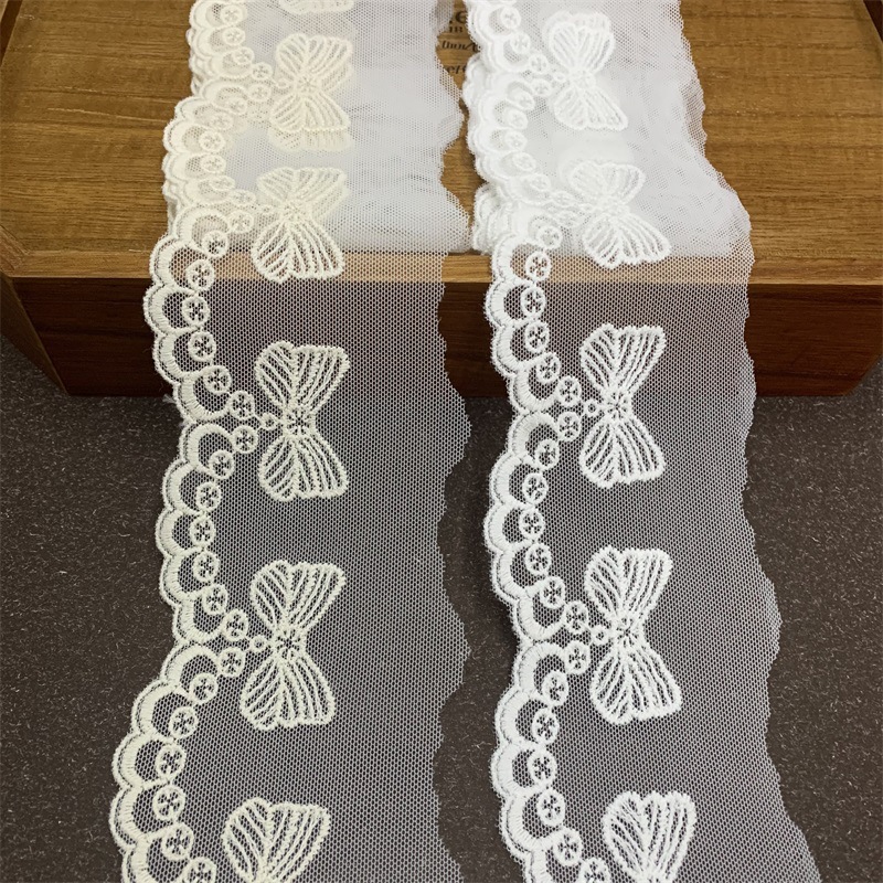 Bow mesh embroidery lace girls' clothing dress diy lace accessories White/beige width 6cm