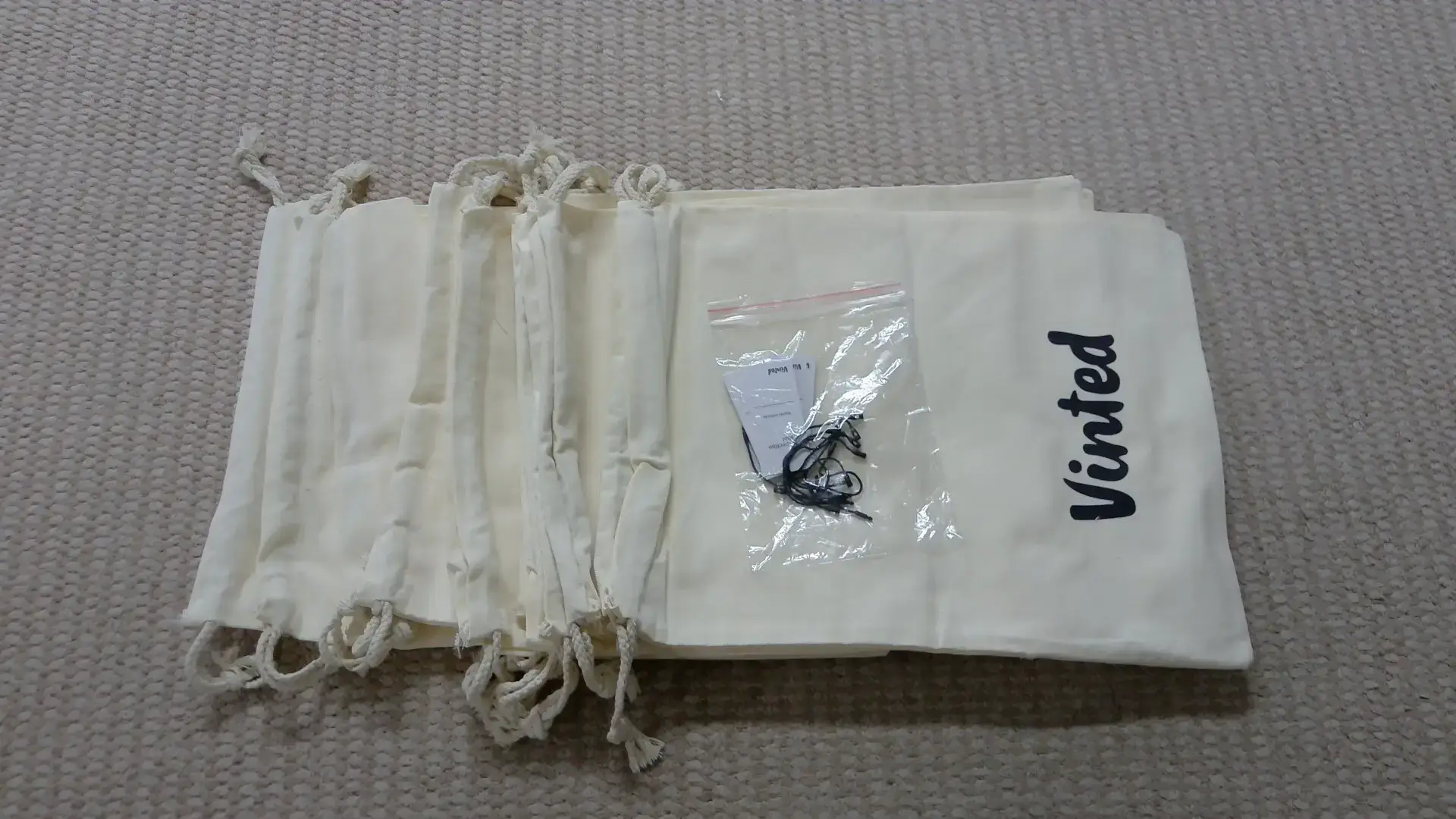 Vinted Drawstring Dust Bag