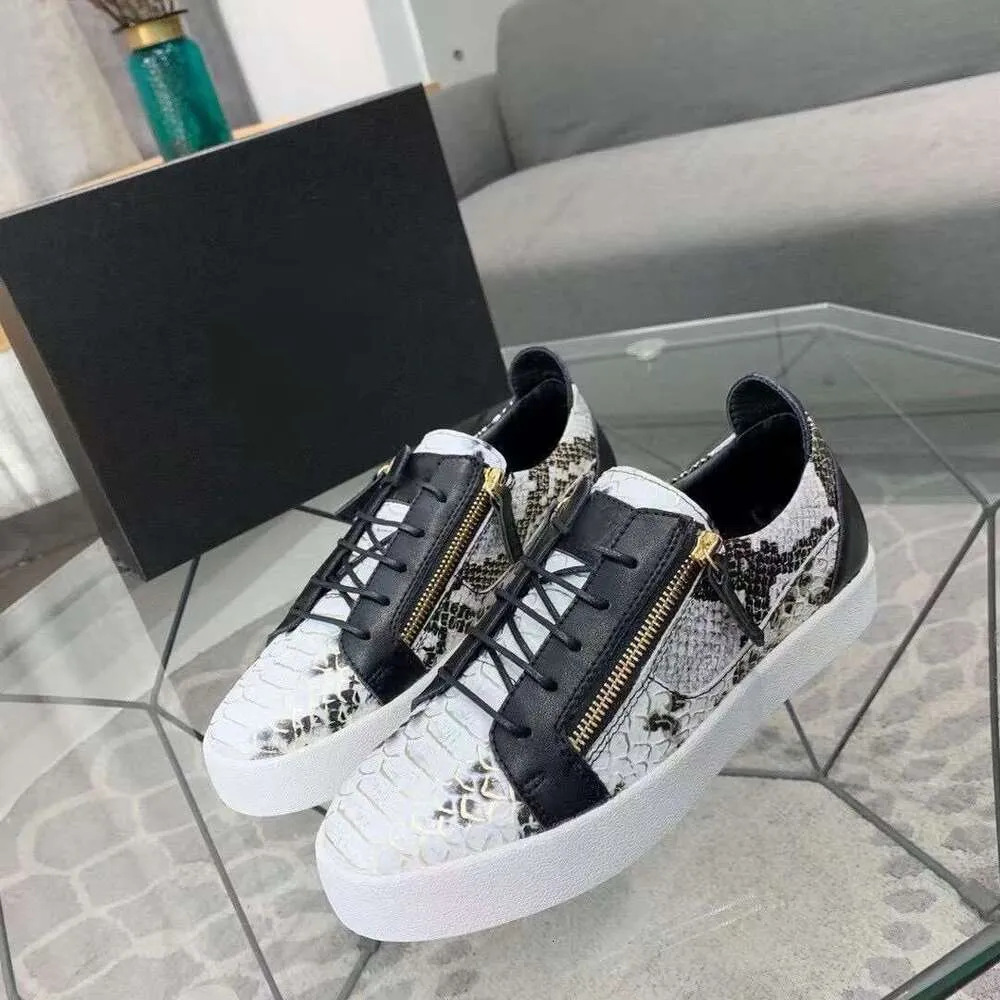 In-Stock Gz94 Sneakers New Low-Top Shoes Cross-Border Zipper Couple Flat Round-Toe Genuine Leather Comfortable Casual Sneakers Foto QC da 1688 su Qualit.ly