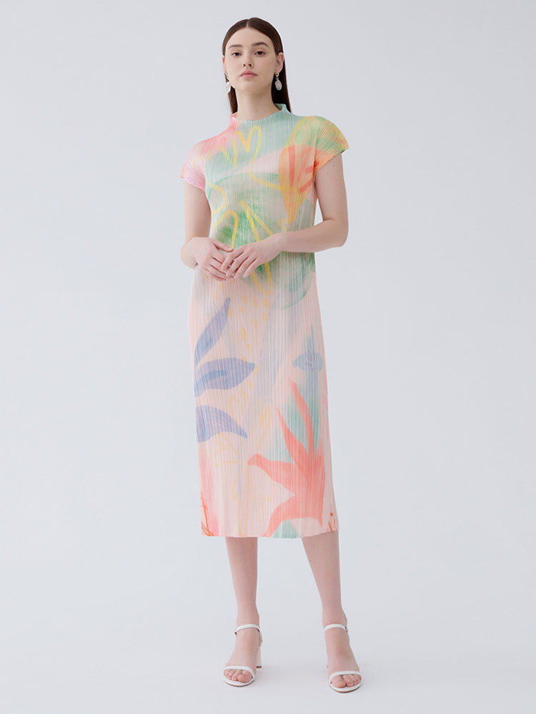 2026 Summer New Style Pleated Women's Dress with Small Puff Sleeves, Printed Long Dress with Round Neck, Waist-Cinching, Slimming Short-Sleeve Dress