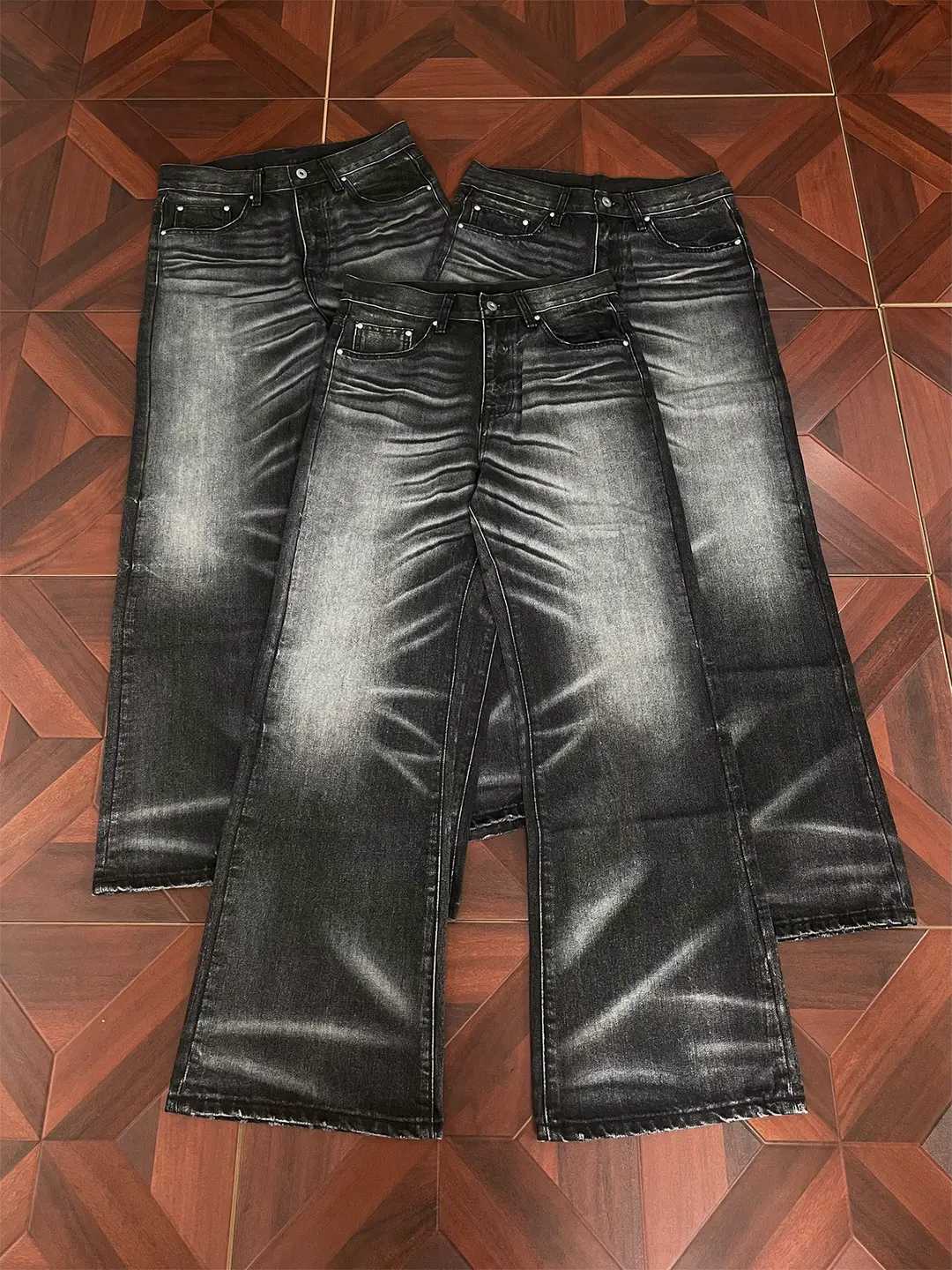 NIETPXFO vintage jeans with loose fitting straight tube and vintage style, washed with black water and covered with ancient cat whiskers, battle with the Bull King