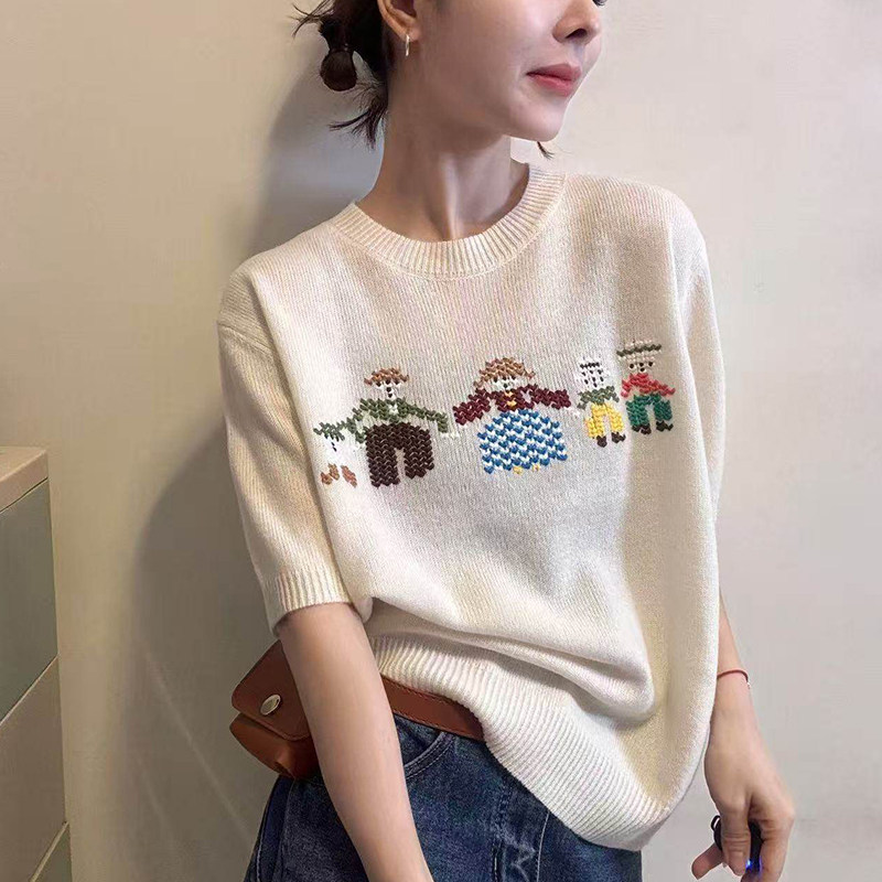 Cartoon-Style Embroidered Knitwear Women's Short-Sleeved Round-Neck Loose and Soft Top 2026 Spring and Summer New Style Simple and Versatile Top