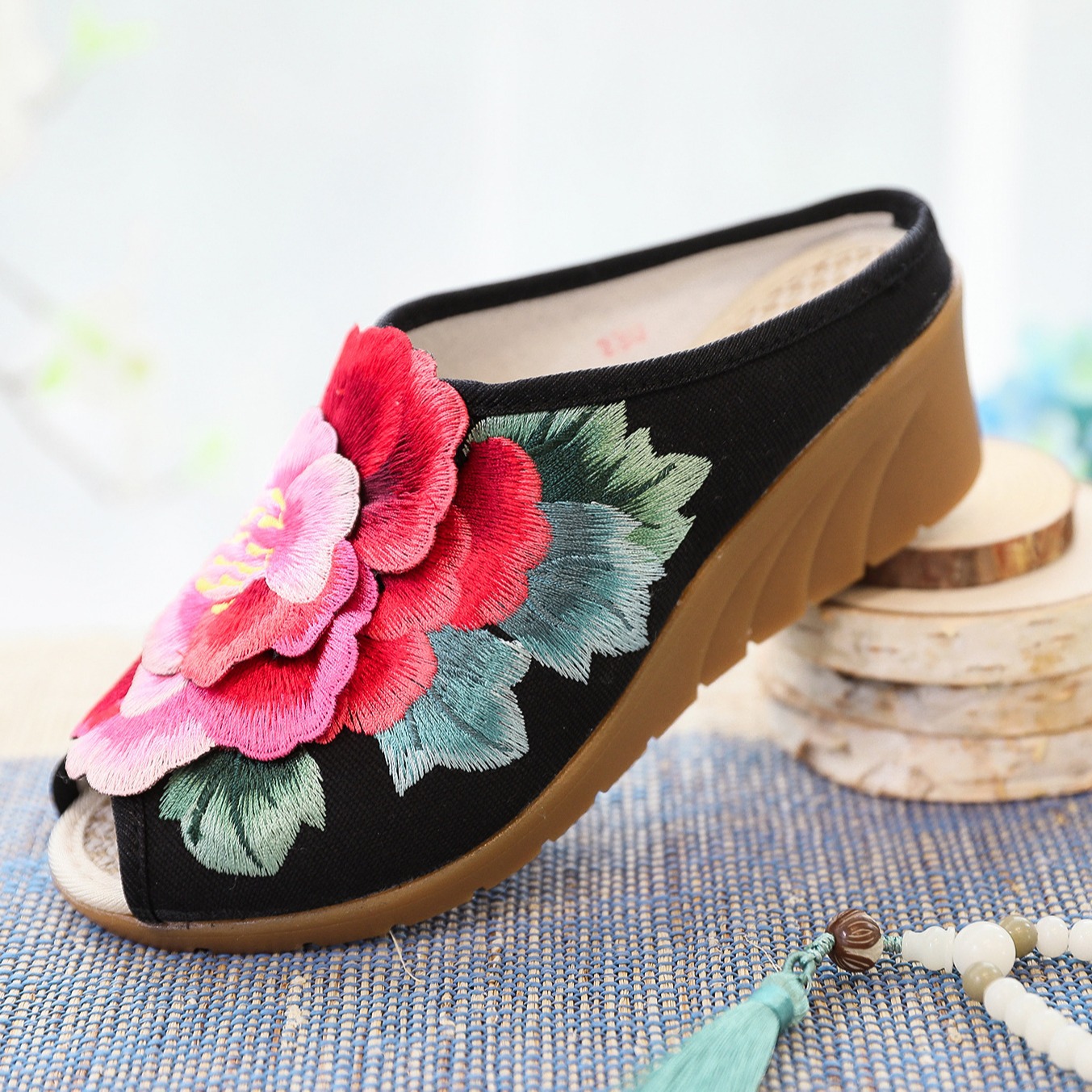 Slippers Summer New Three-dimensional Embroidered Fish Mouth High Wedge Slippers Women's Embroidered Cloth Shoes