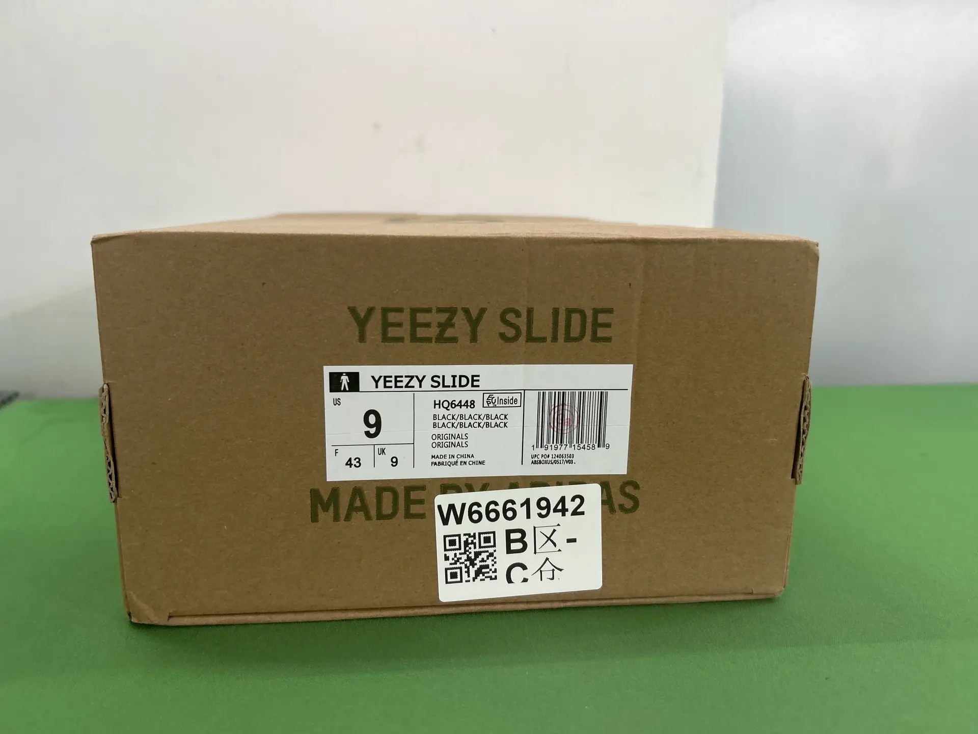Adidas Yeezy Slide HQ6448 Black