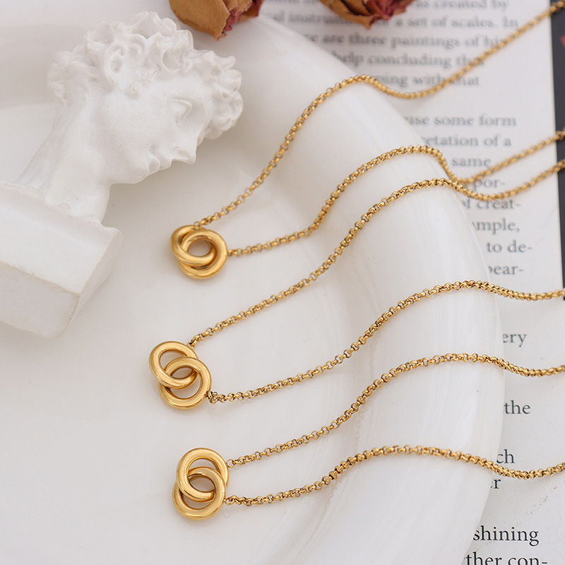 French Style Geometric Ring Link Pendant Necklace for Boys and Girls Couple's Clavicle Chain Hip Hop Trend P665