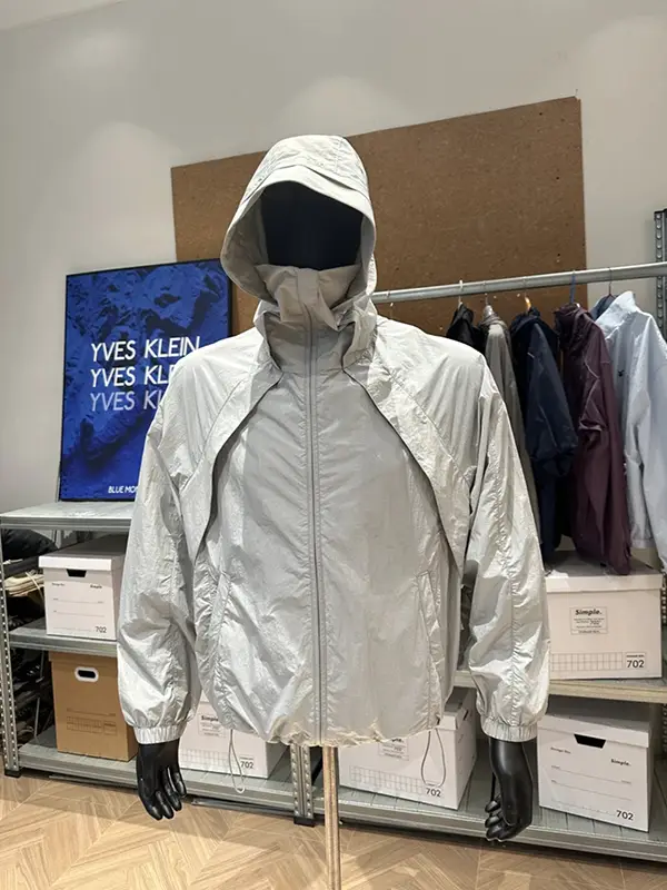 Black Deconstructed Thin Hooded Sun Protection Jacket for Men, Summer Outdoor Softshell Jacket, American Style Sports Cycling Jacket, Trendy