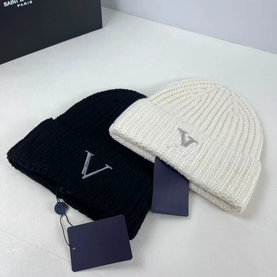 Foreign Trade Cross-Border L Brand Embroidered Letter Knit Hat for Men and Women, Autumn and Winter Popular Casual Warm Hat, Woolen Hat, Cold Weather Hat