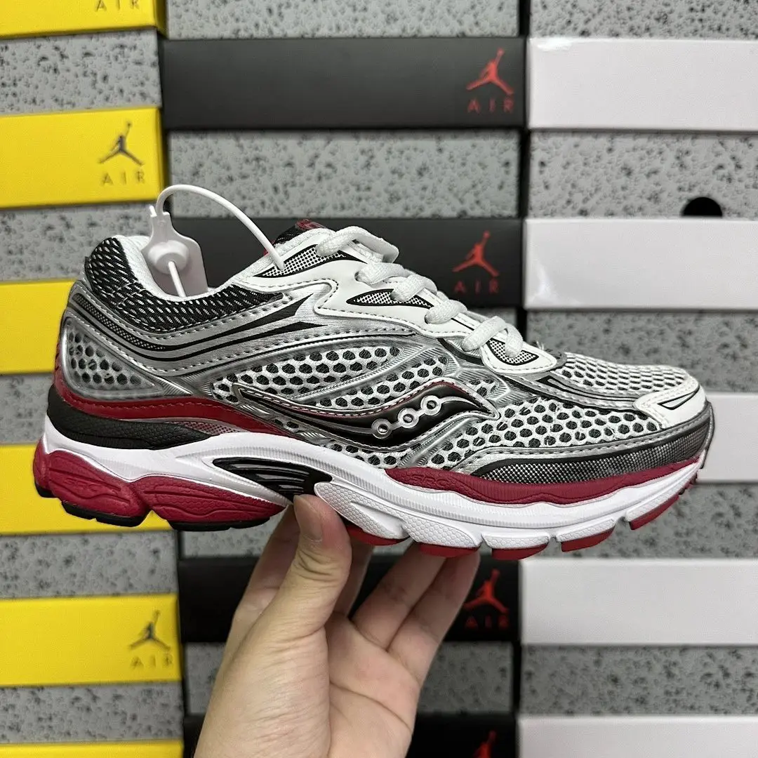 Saucony Jazz 81 White Red Black