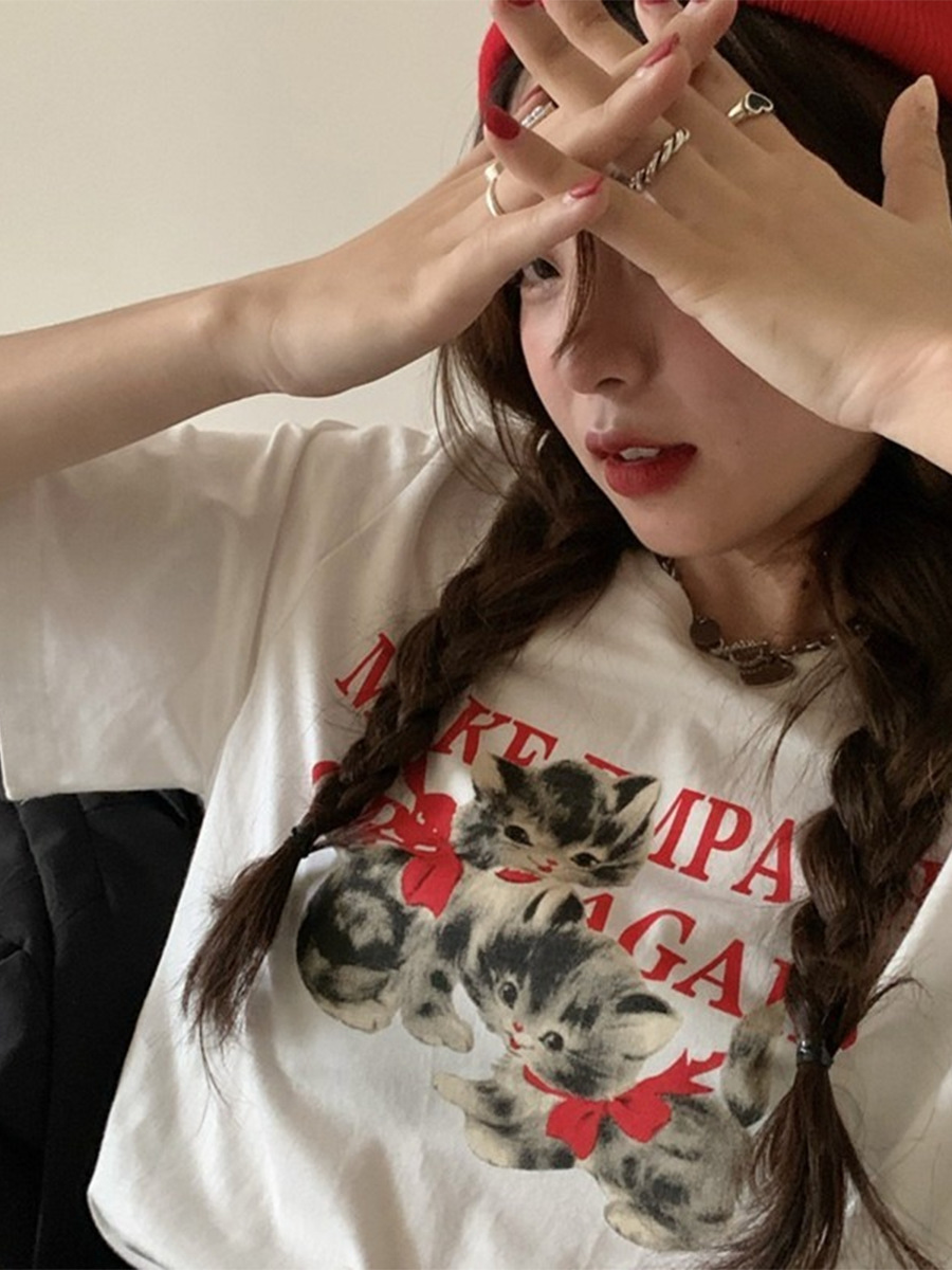 Cat letter printed short-sleeved white T-shirt for women Summer new design sense student cross-border mid-length top for women
