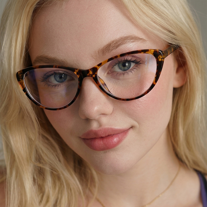 French-Style Cat-Eye Tortoiseshell Glasses Frame, Retro Hot Girl Style, Face-Shaping Magic Tool, Anti-Blue Light Plain Glasses for Women