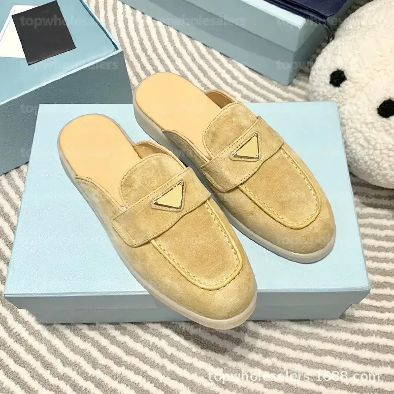 in stock Cross-border Triangle Mark Genuine Leather Round Head British Style All-match Flat Heel Loafers Lightweight Non-slip Comfortable Women's Single-layer Shoes