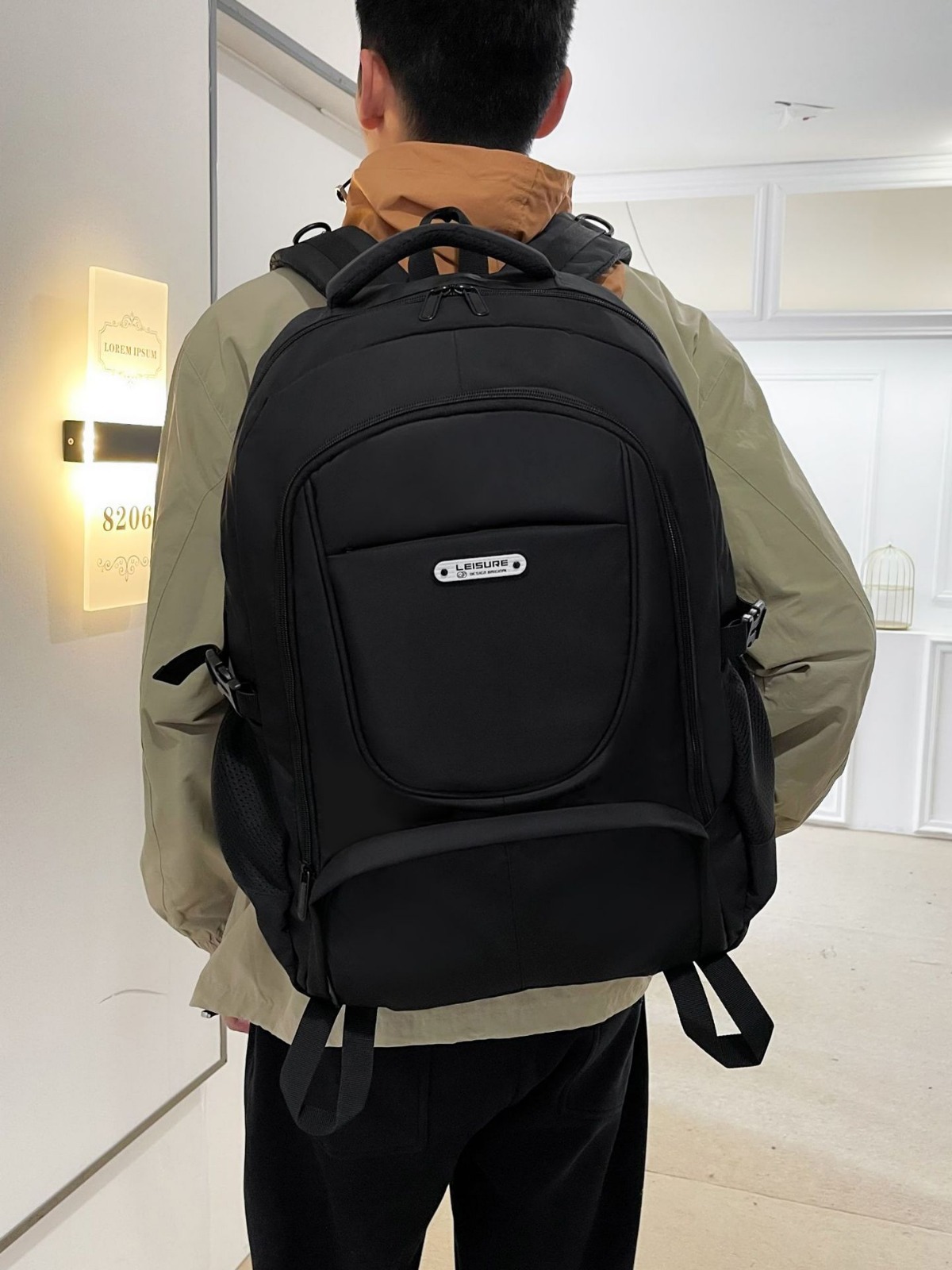 Large-Capacity Men's Backpack Business Commuting Multi-Functional Travel Backpack Lightweight Simple Student Casual Backpack