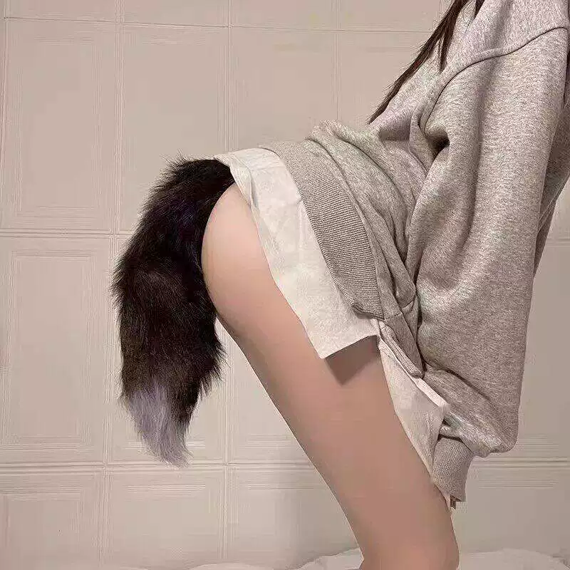 Sexy Fox Tail Anal Plug Expander for Women, Anal Plug for Outdoor Use, Masturbation Device for Men, Long-Term Wearable for Outdoor Use