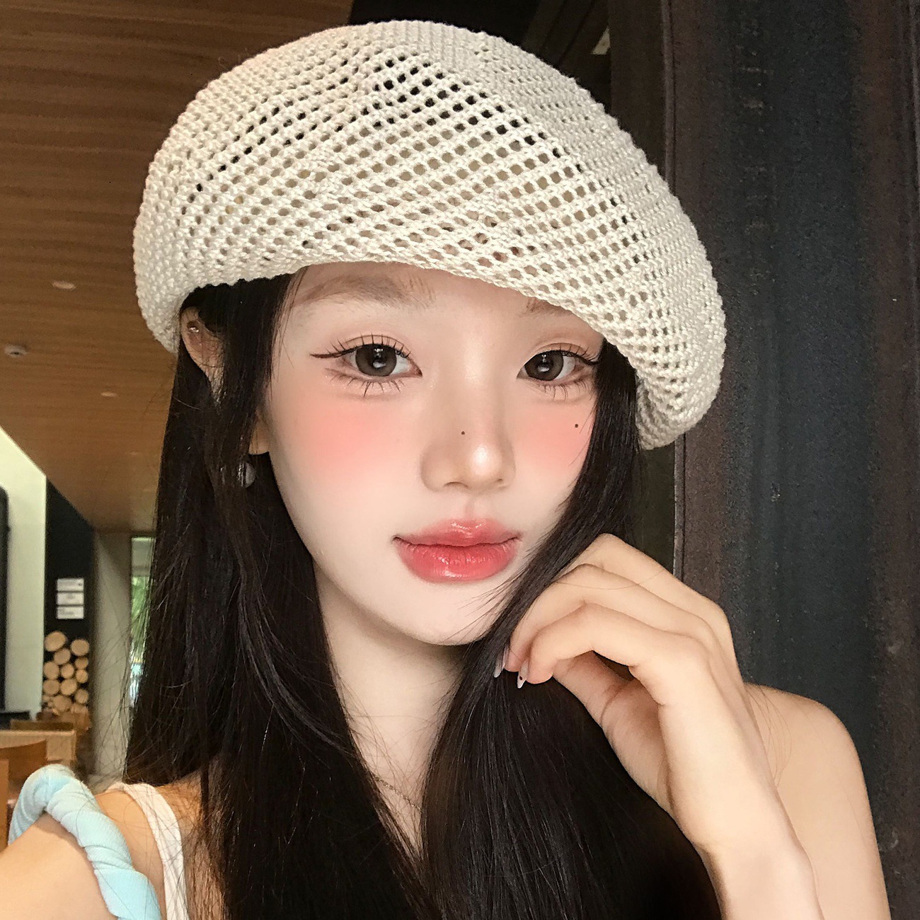 White Hollow-Out Knit Beret for Women, Summer Thin Breathable Newsboy Hat, Face-Slimming Artistic Cloud Painter Hat