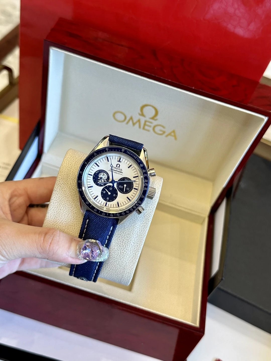 OMEGA Speedmaster Professional