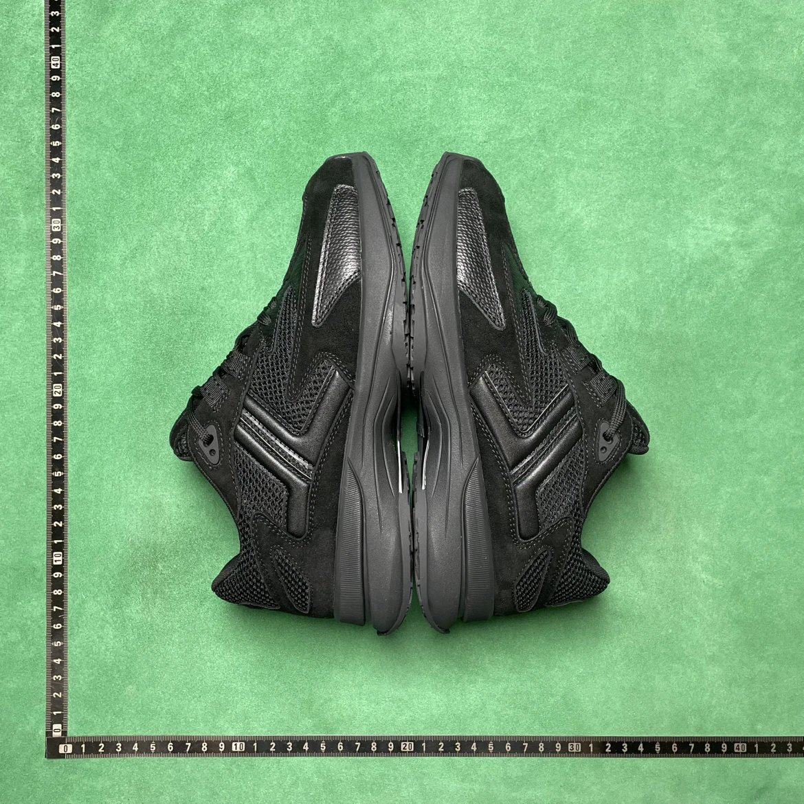NIKE Shox