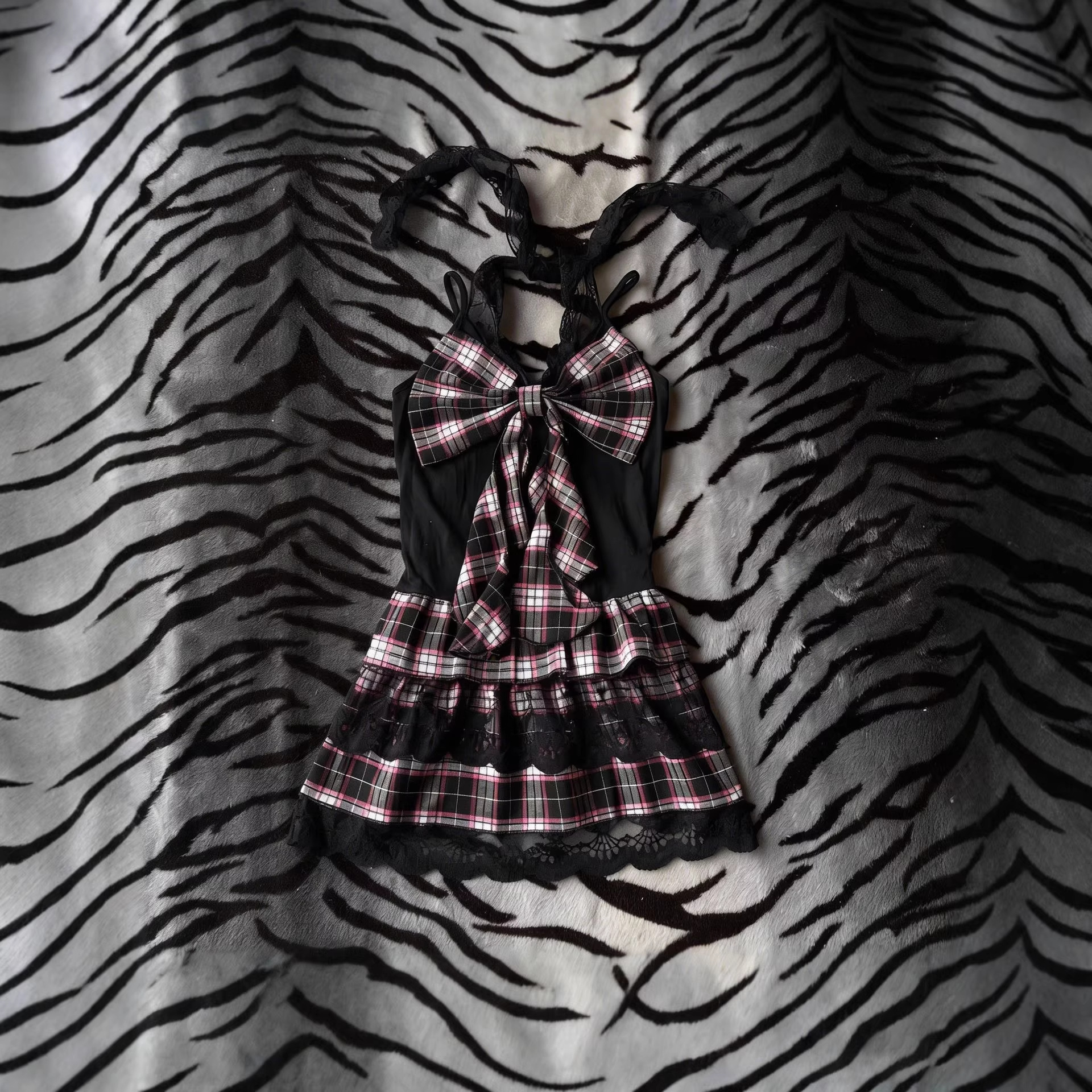 European and American Summer Cross-Border Y2K Dark Lolita Halter Dress Pink Plaid Bow Lace Short Skirt Subculture
