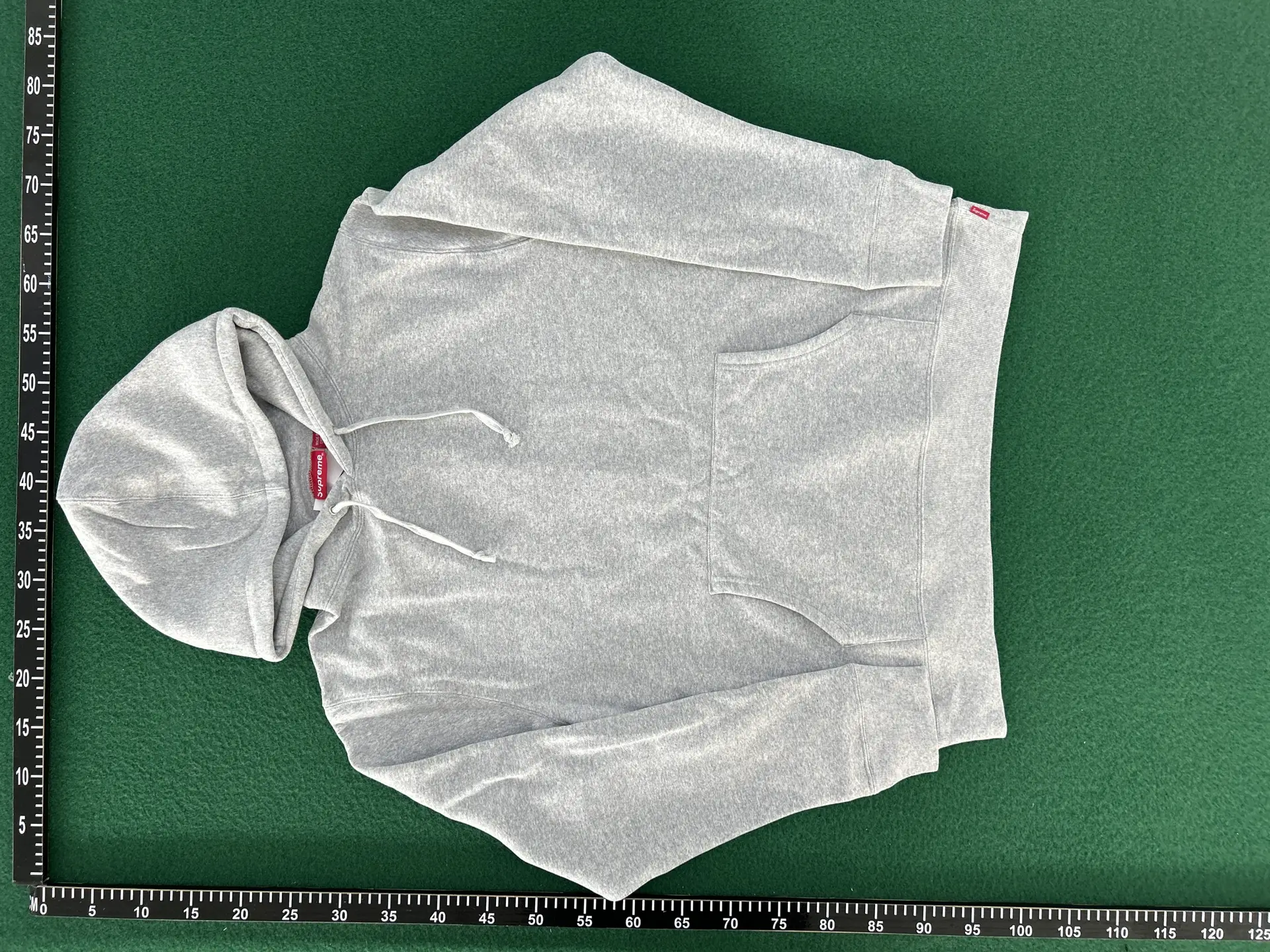 Supreme Hooded Sweatshirt Grey