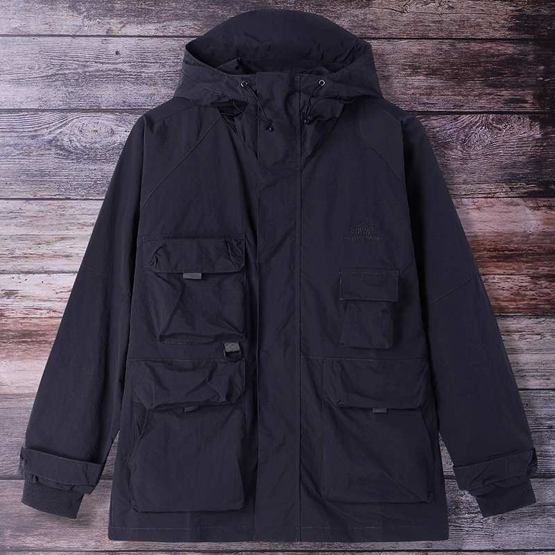 Men's Windproof and Waterproof Thin Workwear Jacket for Autumn, Casual Loose Trendy Men's Jacket, Solid Color and Durable