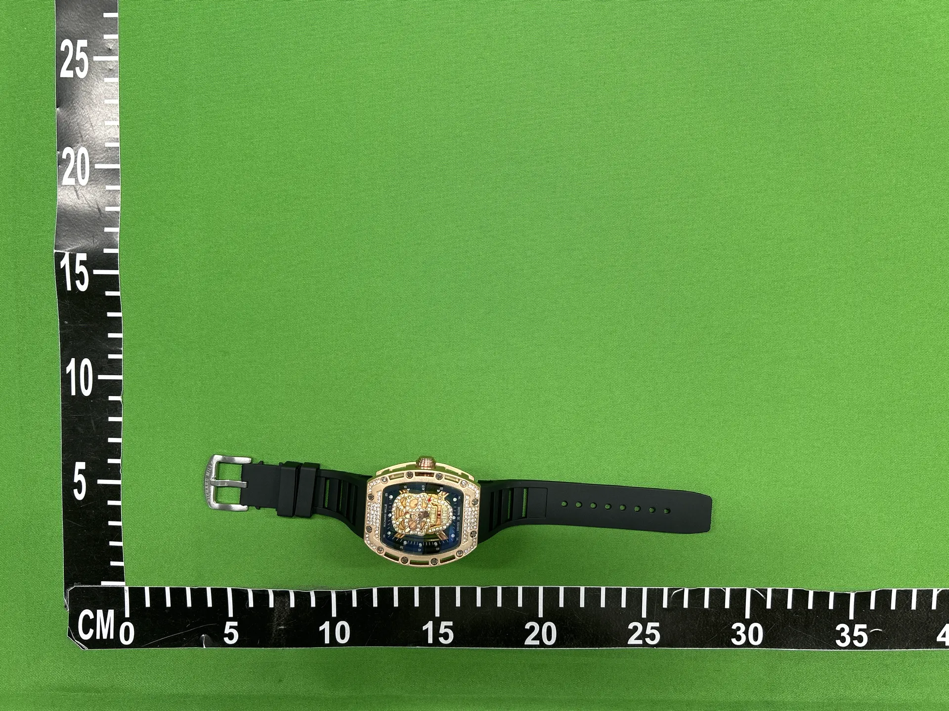 Factory Direct Sales Richard Diamond-Encrusted Skull Men's Fashion Barrel-Shaped Skeleton Silicone Watch Trendy Brand Fashion Watch