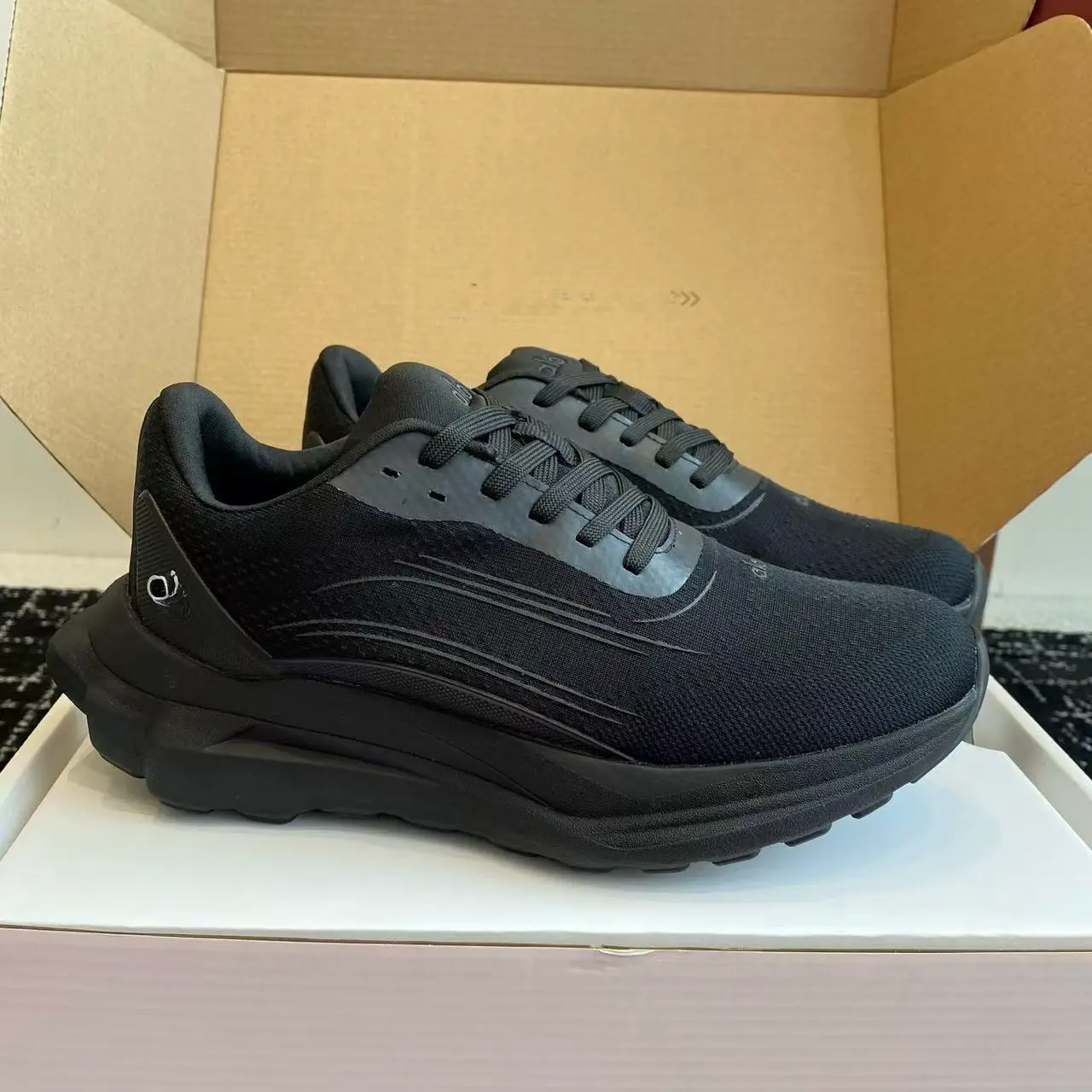Kim Ji-Soo's Same Style Light Luxury Full Set Ultra-Light Breathable Mesh Sports Casual Shoes Unisex Couple Shoes Fashion Trend