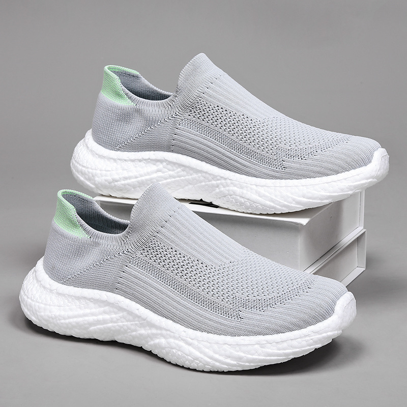 Cross-border foreign trade slip-on women's shoes extra large size flying woven mesh running shoes soft bottom lightweight sports casual fashion shoes
