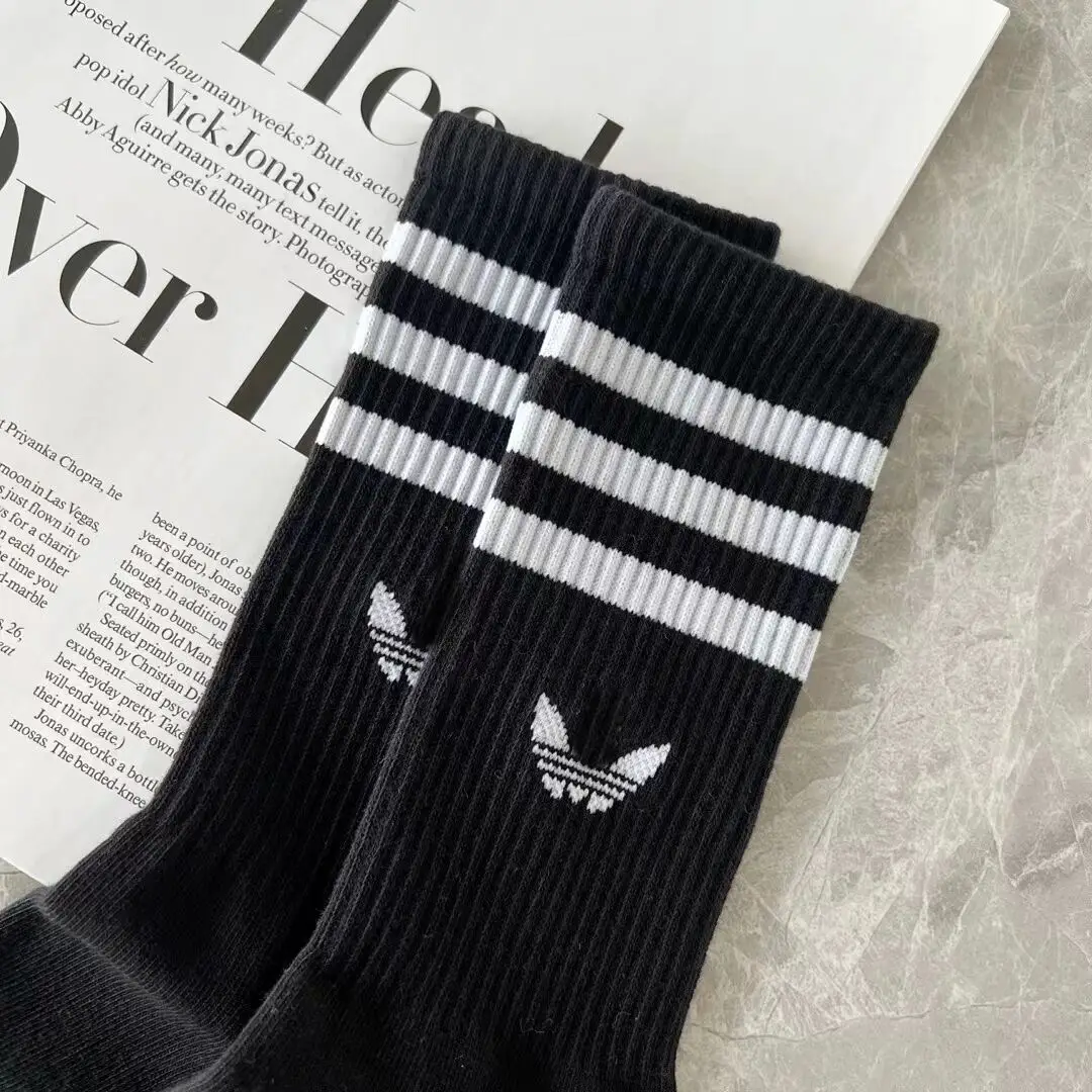 European Goods Classy Trendy Mid-Calf Length Socks Screw Type Three Bar Stripes Color Matching Grass Jacquard Leisure Sports Socks Net Red Tide Socks