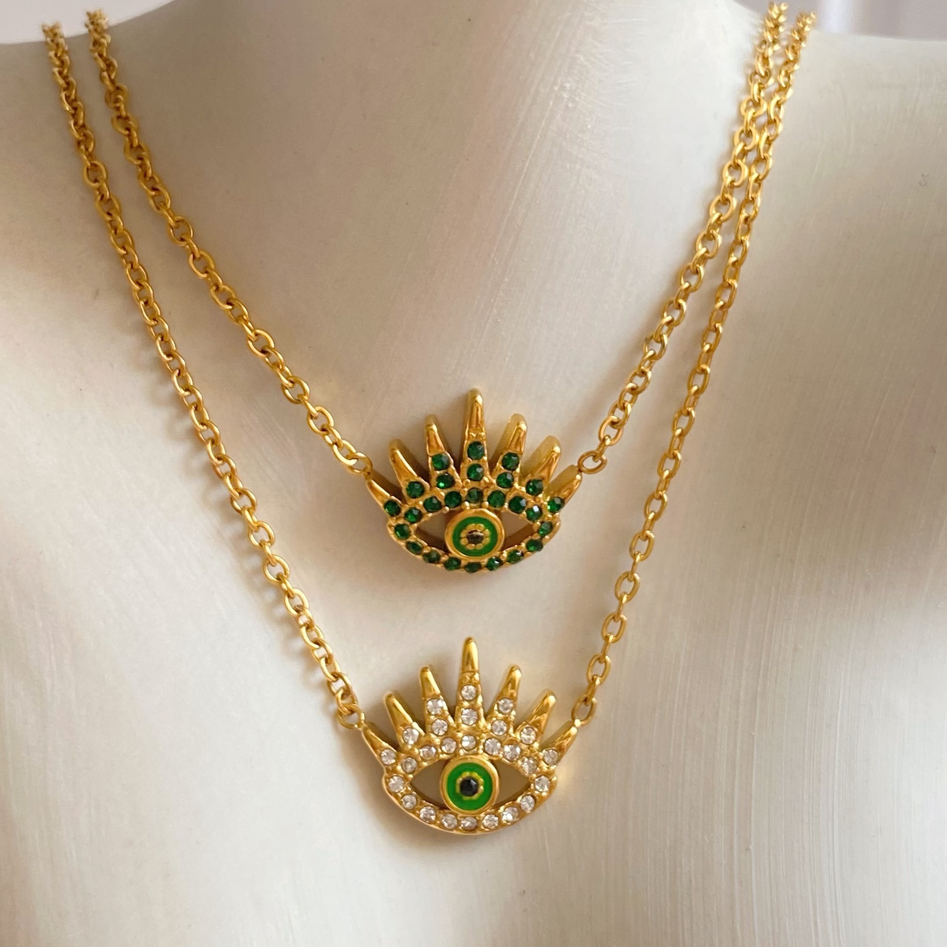 Dazan European and American Cross-Border Fashion 18K Vacuum Electroplated Zircon Retro Devil's Eye Necklace Ultra-Thin Cross Chain for Women