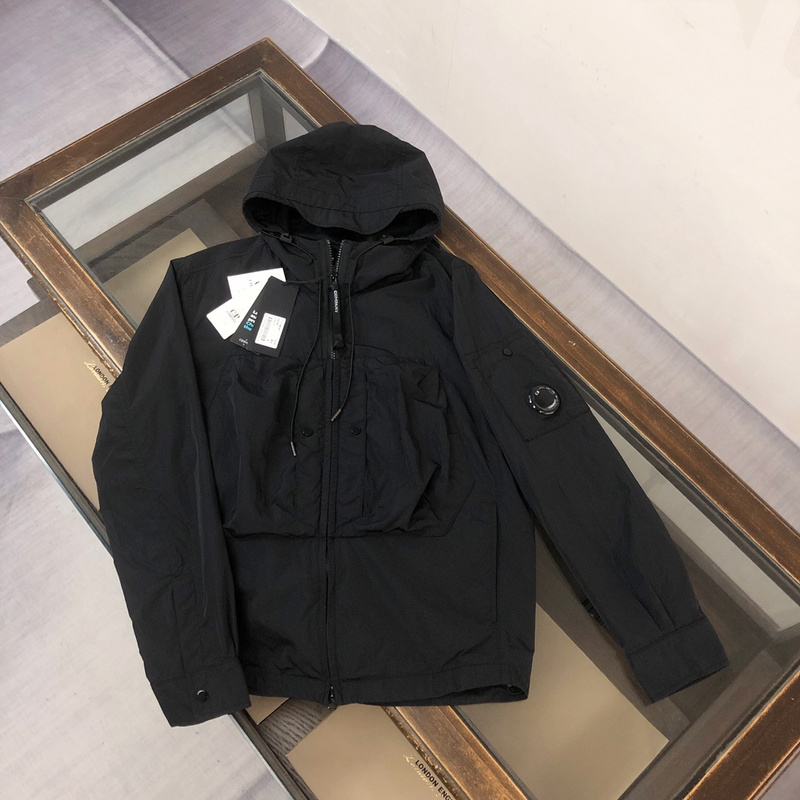 CP Company Jacket photo QC de WEIDIAN sur Qualit.ly