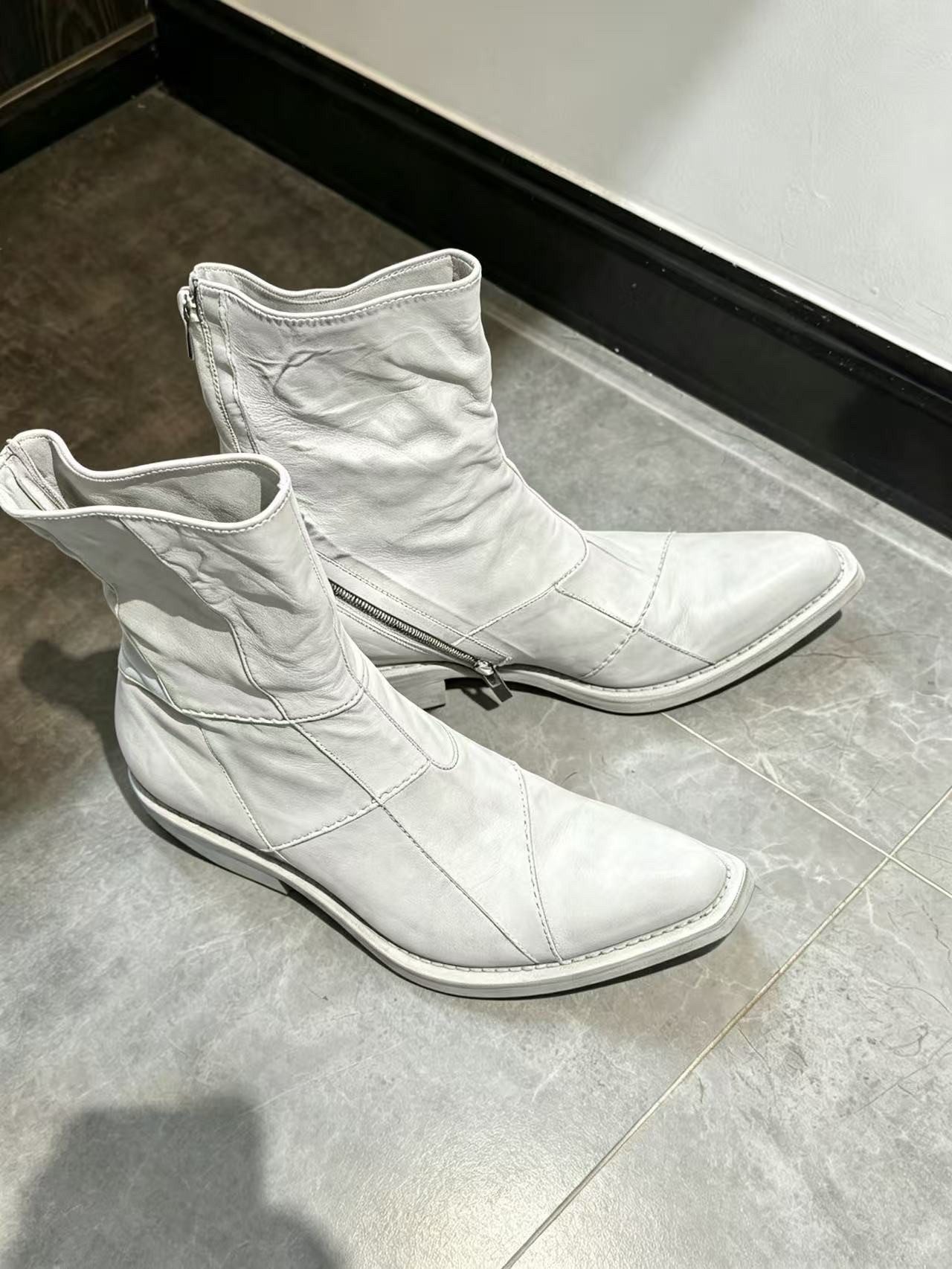 复古尖头手工缝线切尔西靴白色巫师靴男女翘头短筒马丁靴西部靴子