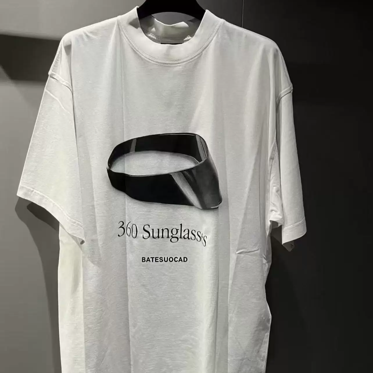 BATESUOCAD 26s Spring/Summer New Direct Spray Glasses Letter Printed Loose OS Couple Short Sleeve T-shirt