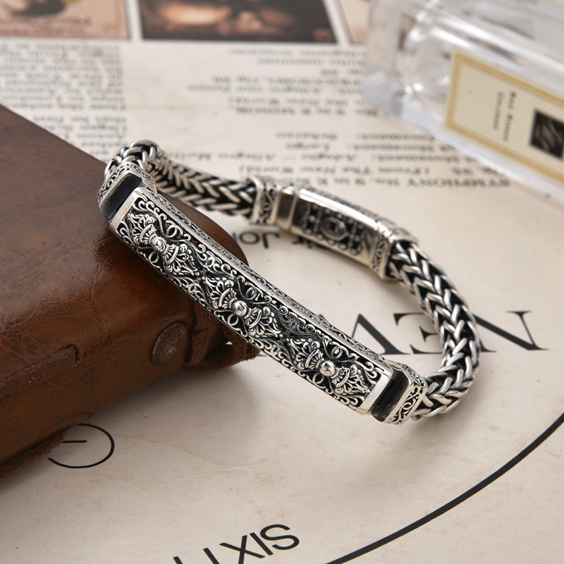Ethnic Style Handmade Woven Dragon Bone Chain Bracelet, Horsewhip Chain, Vintage Distressed Trend, Factory Direct Sale