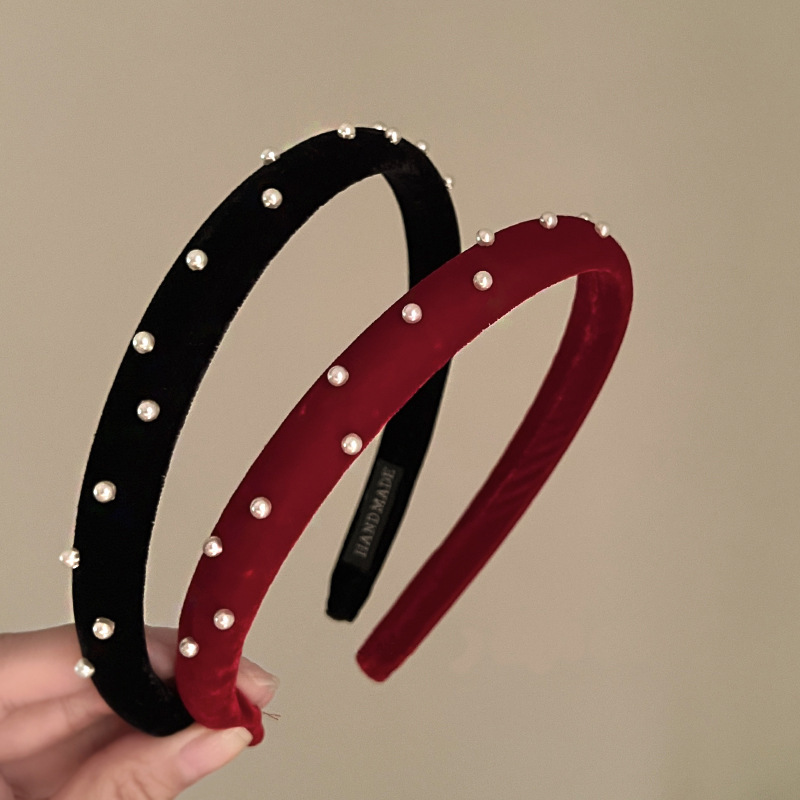 French-Style Retro Sweet Burgundy Pearl Velvet Headband for Girls, Versatile and Simple Thin-Edged Hair Accessory for Going Out