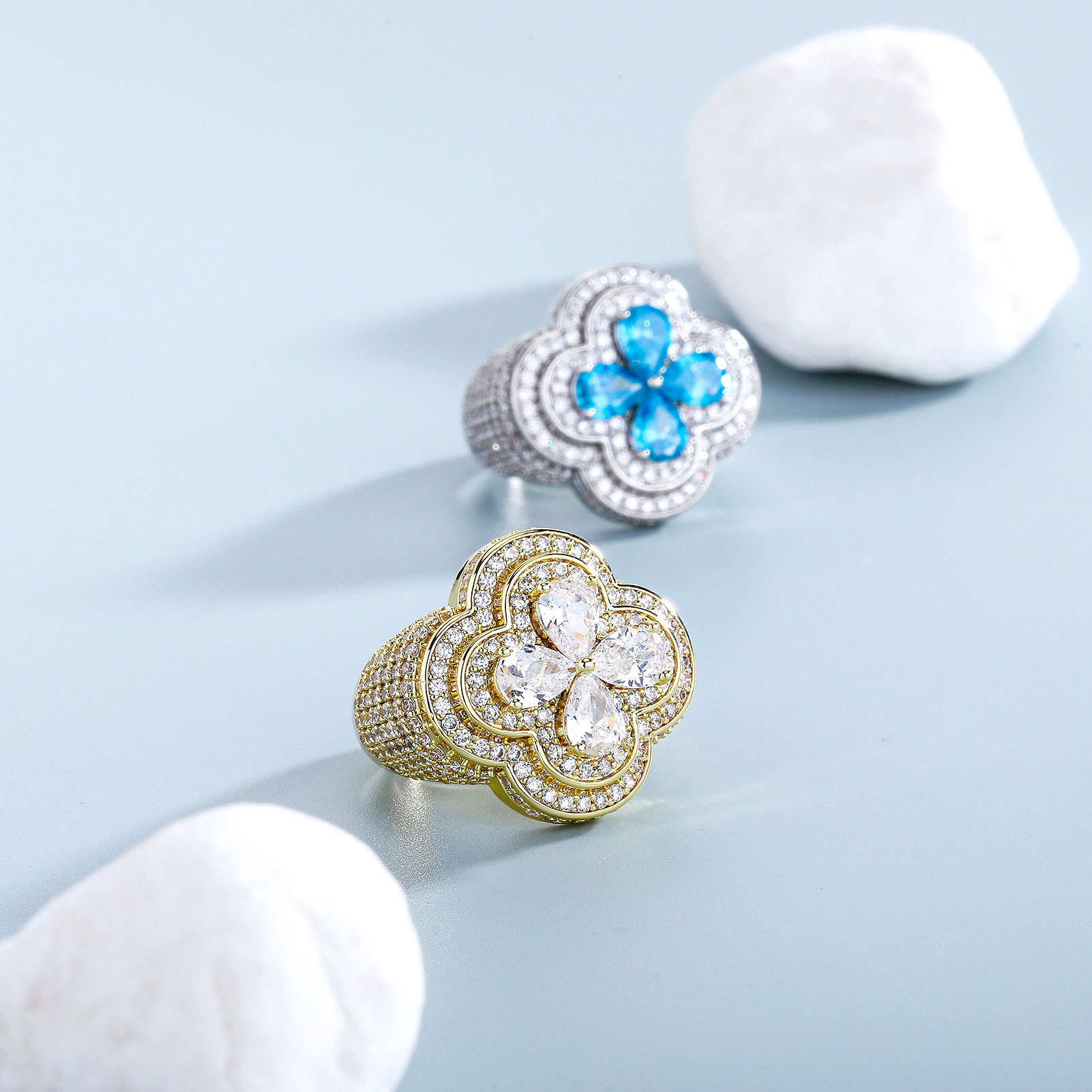 Cross-Border European and American Amazon Micro-Inlaid Zircon Four-Leaf Flower Ring Hip-Hop Men's Super Shiny Diamond Personalized Ring Wholesale