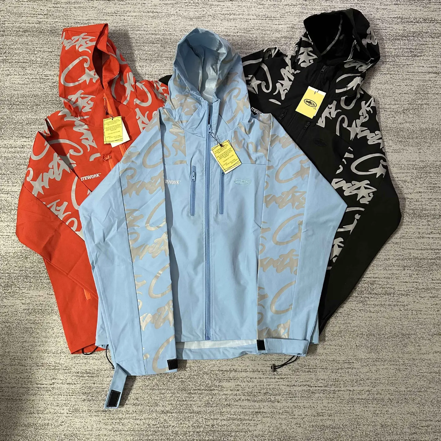 批发跨境 软壳E防水风衣夹克连帽恶魔岛冲锋衣Jacket男