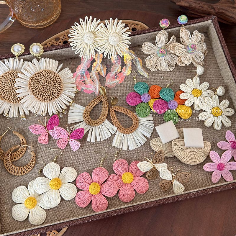 Vacation travel style retro exaggerated geometric woven straw earrings sunflower butterfly earrings earrings photo accessories
