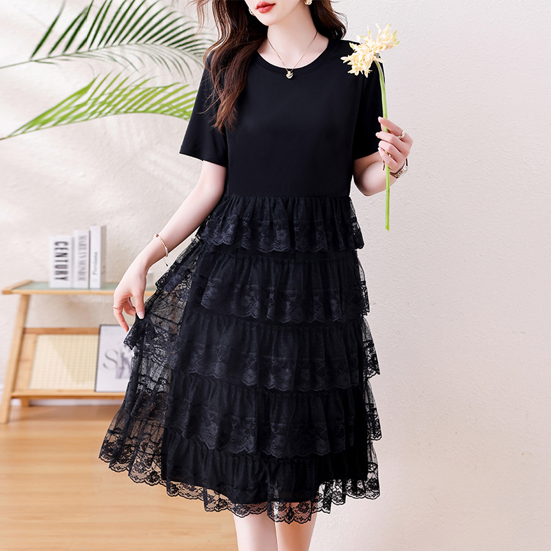 Plus-Size Women's Fashion 2026 Summer New Style Lace Patchwork Slimming Stylish Youthful Cake Dress