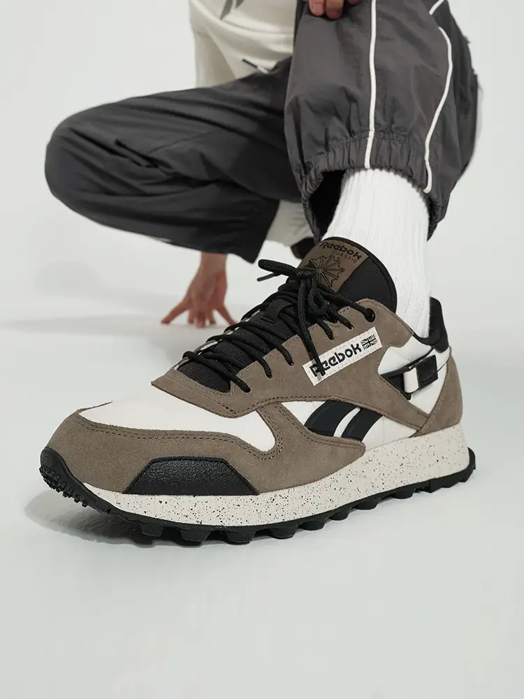 Reebok Official 24 New Men's and Women's Cl Leather Athleisure Easiest for match Mountain Series Retro Running Shoes